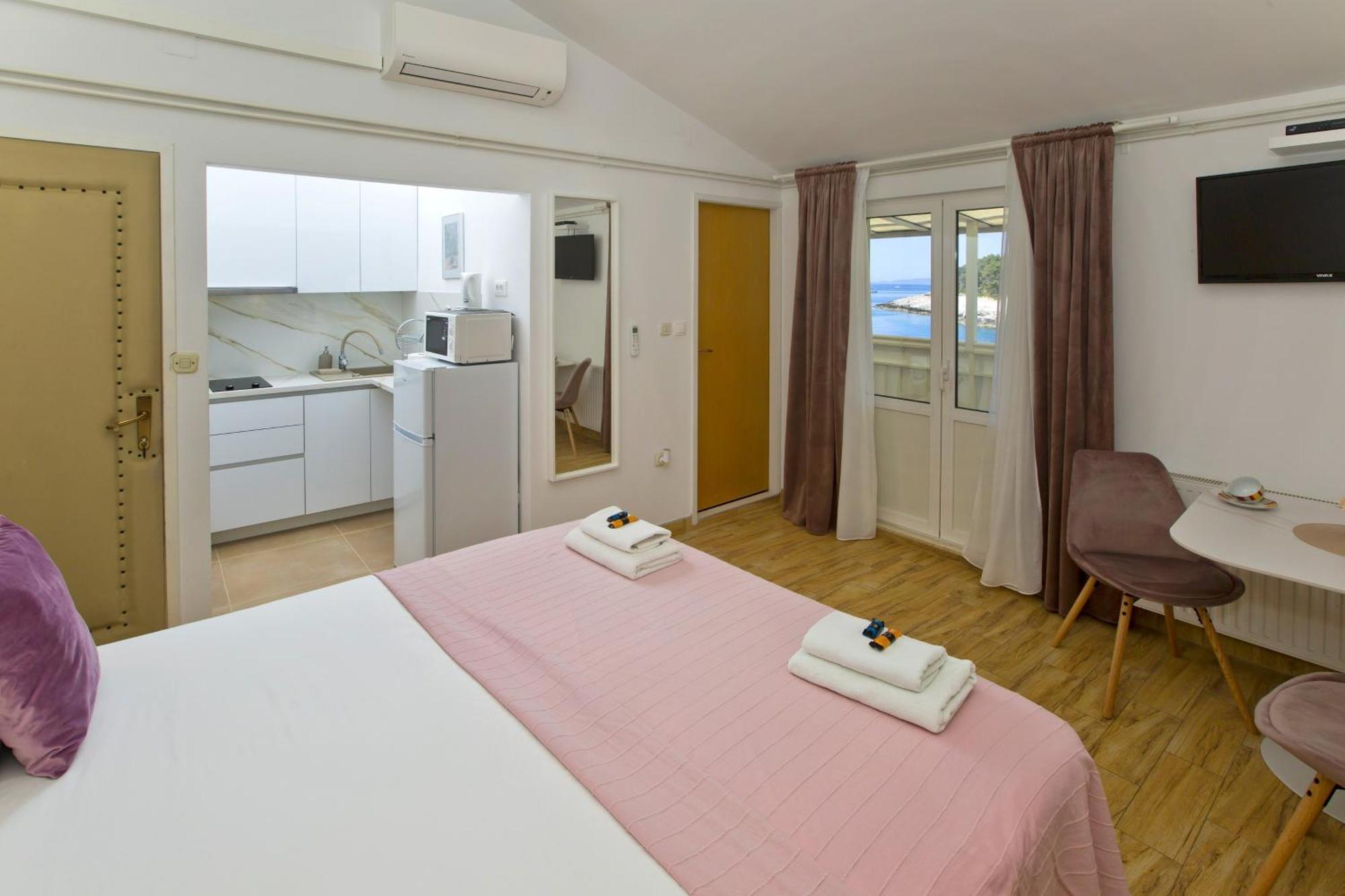 Apartments By The Sea Hvar - 10430 Hvar Town Rom bilde
