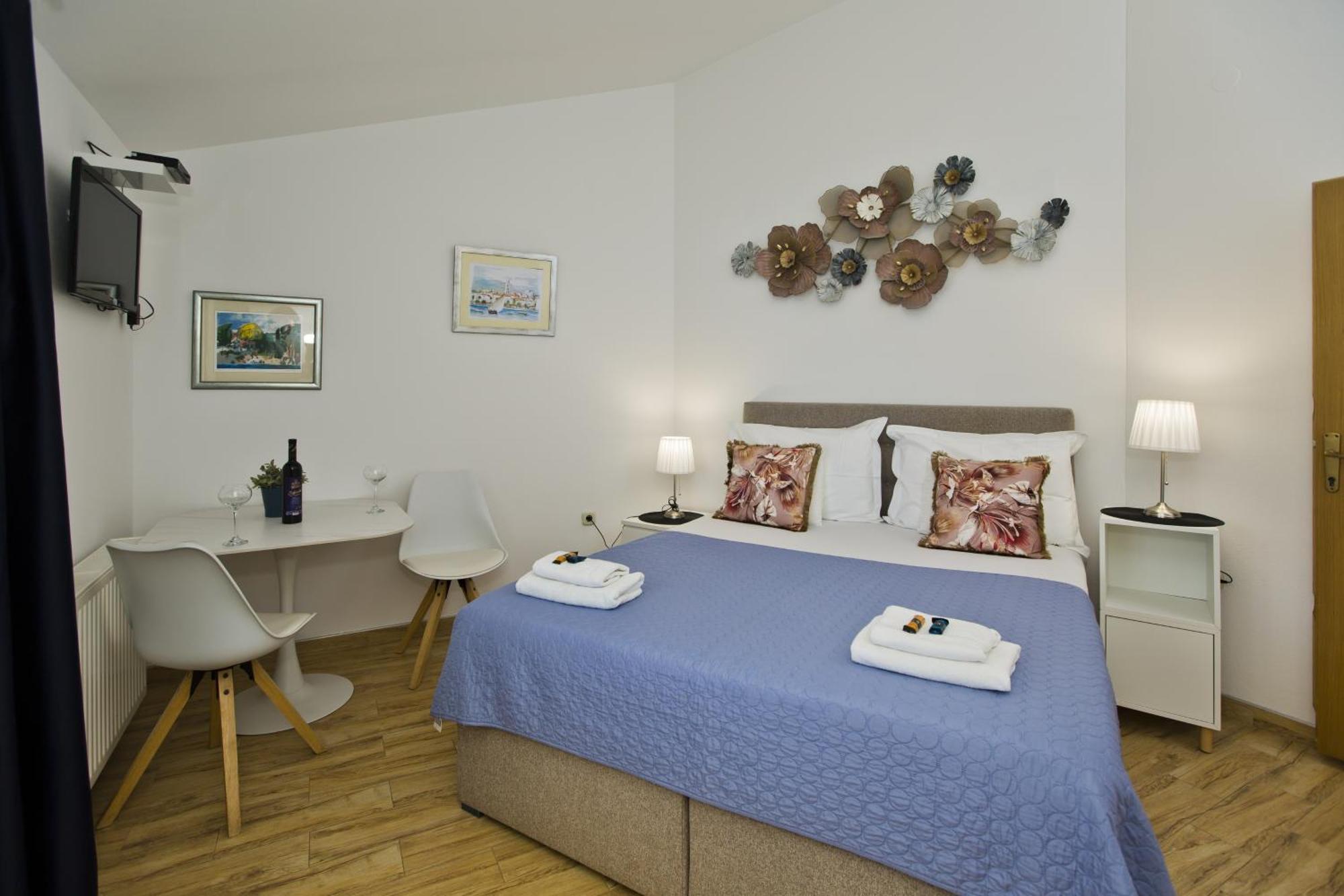 Apartments By The Sea Hvar - 10430 Hvar Town Eksteriør bilde